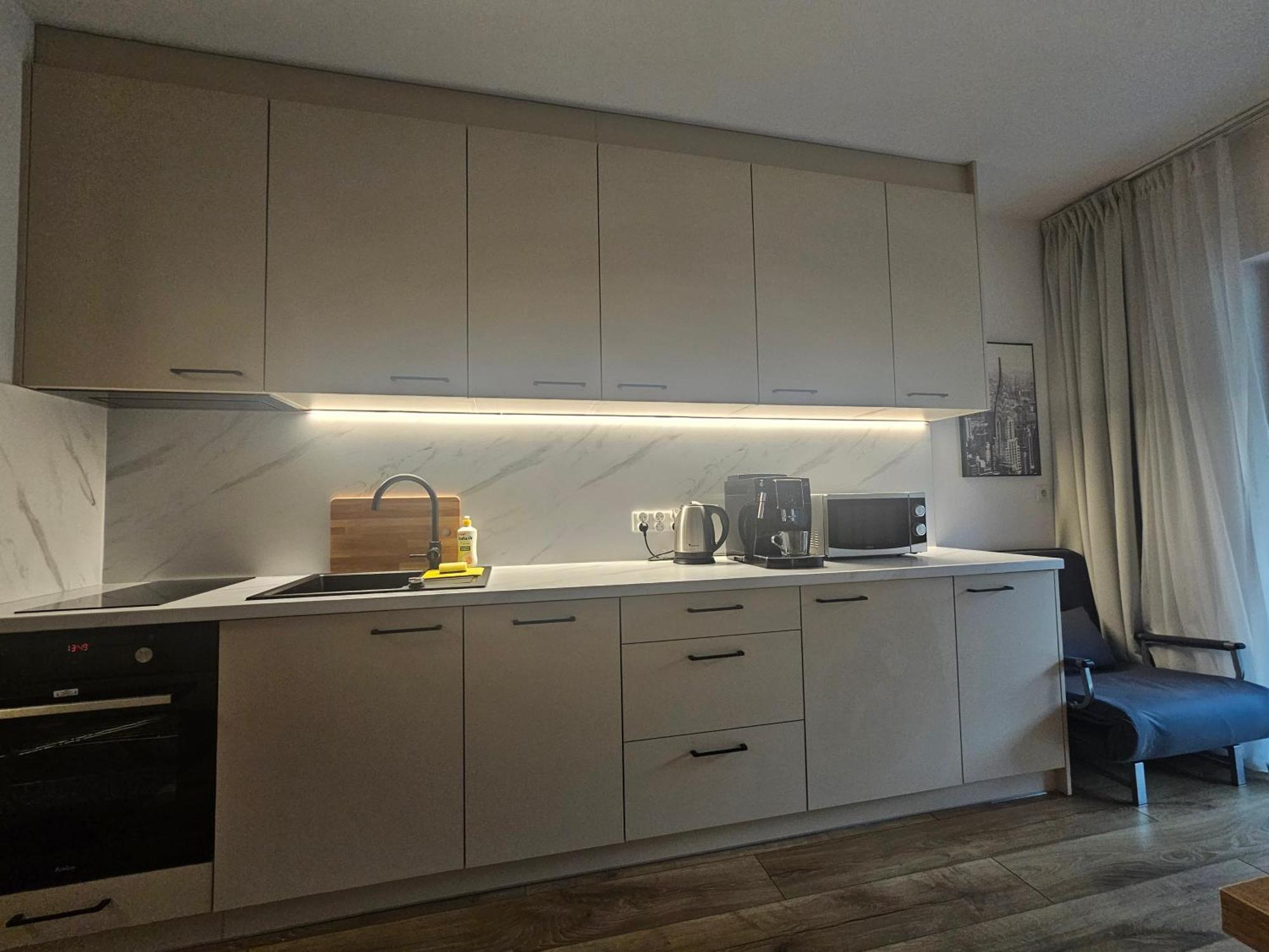 City Sense New Apartments - Main Station And City Center Breslavia Exterior foto