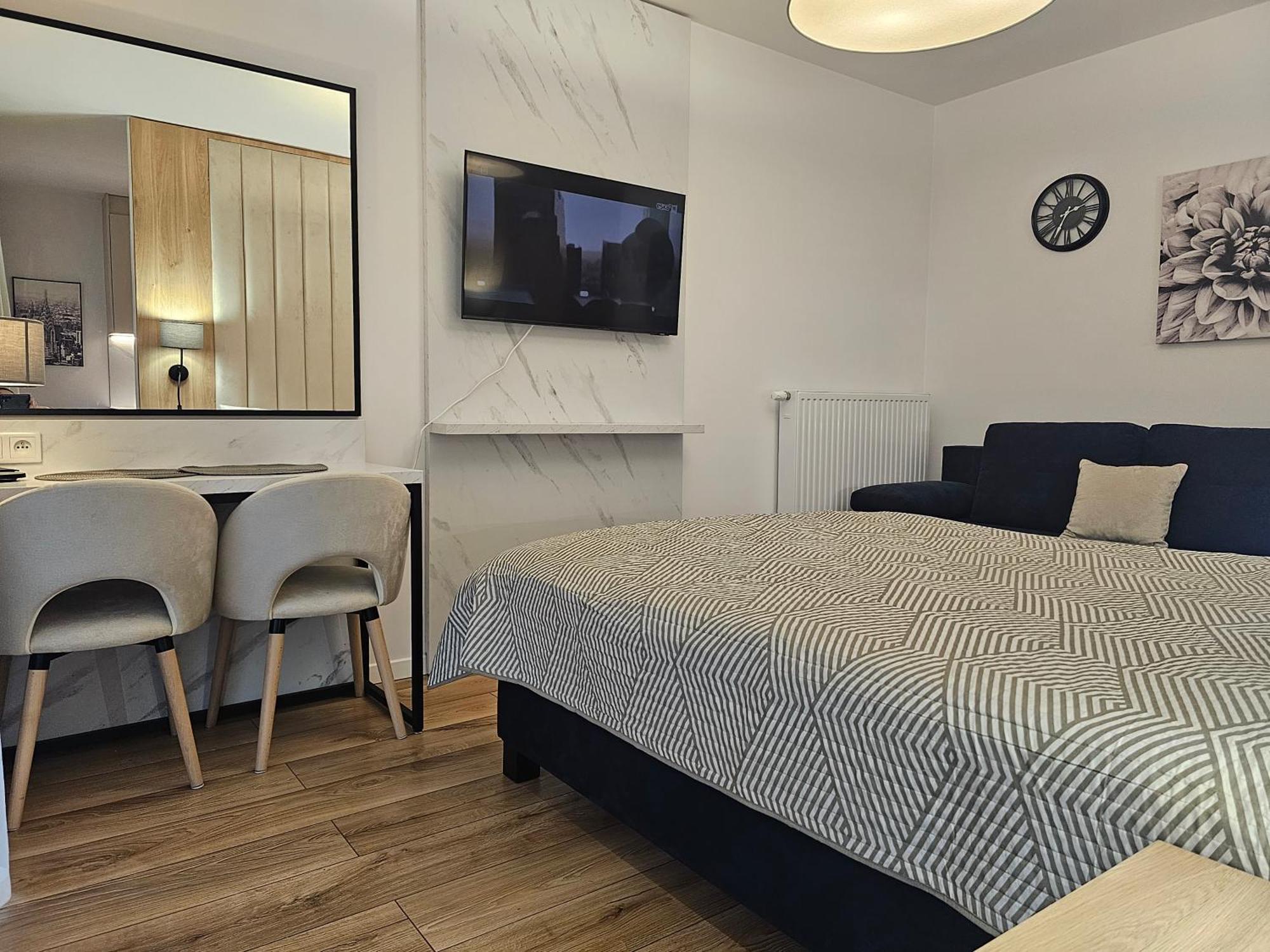 City Sense New Apartments - Main Station And City Center Breslavia Exterior foto