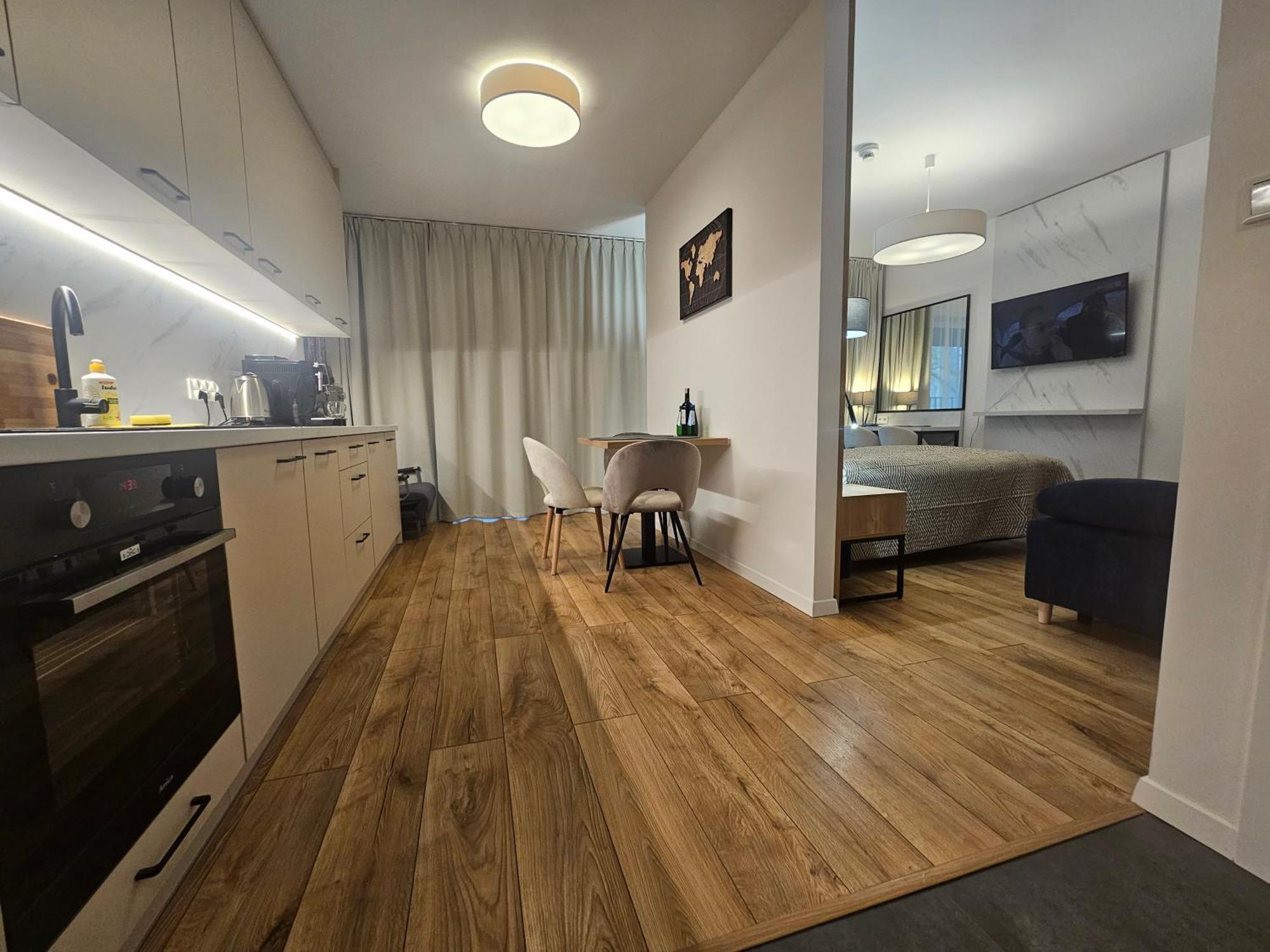 City Sense New Apartments - Main Station And City Center Breslavia Exterior foto