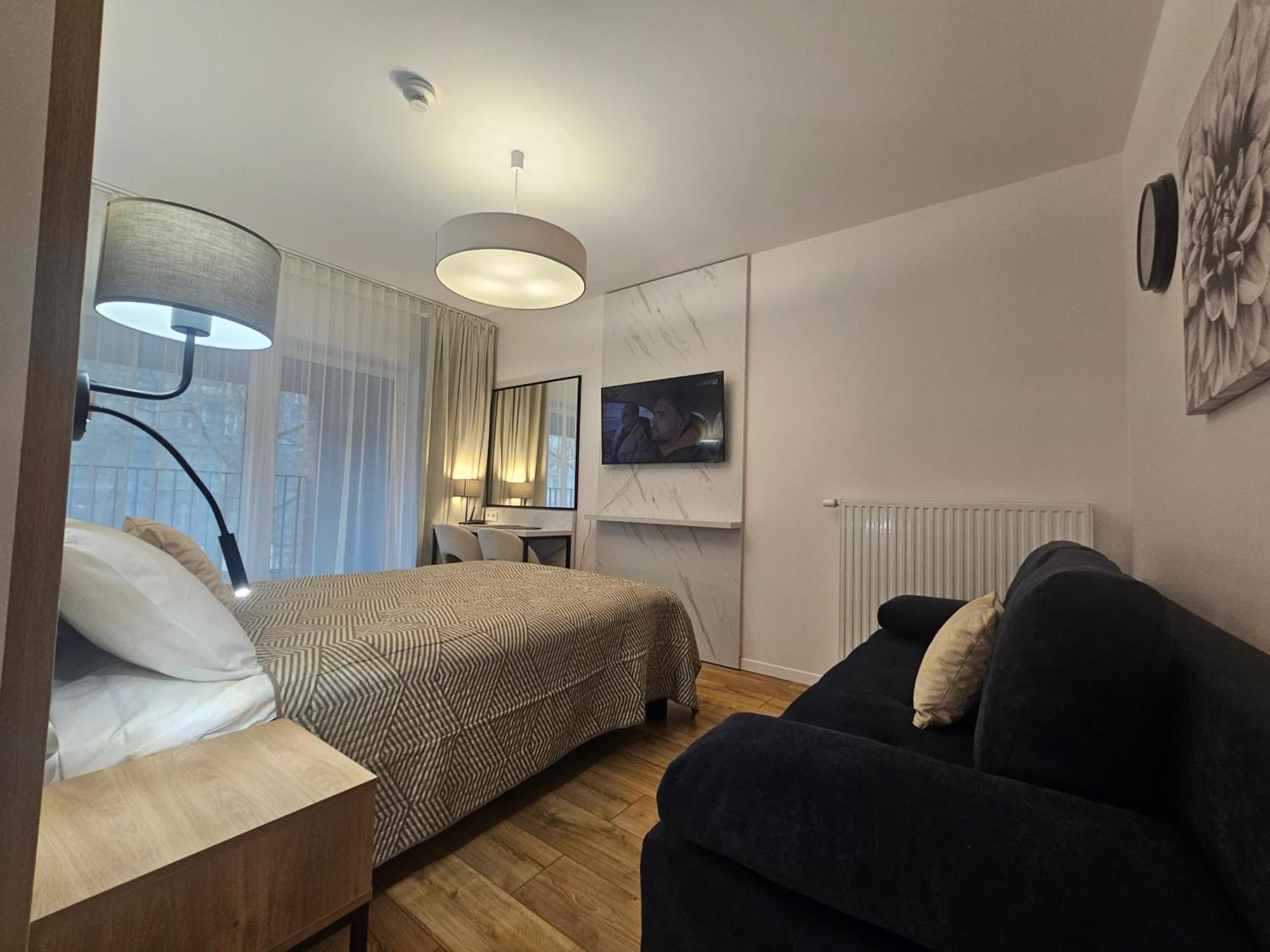 City Sense New Apartments - Main Station And City Center Breslavia Exterior foto