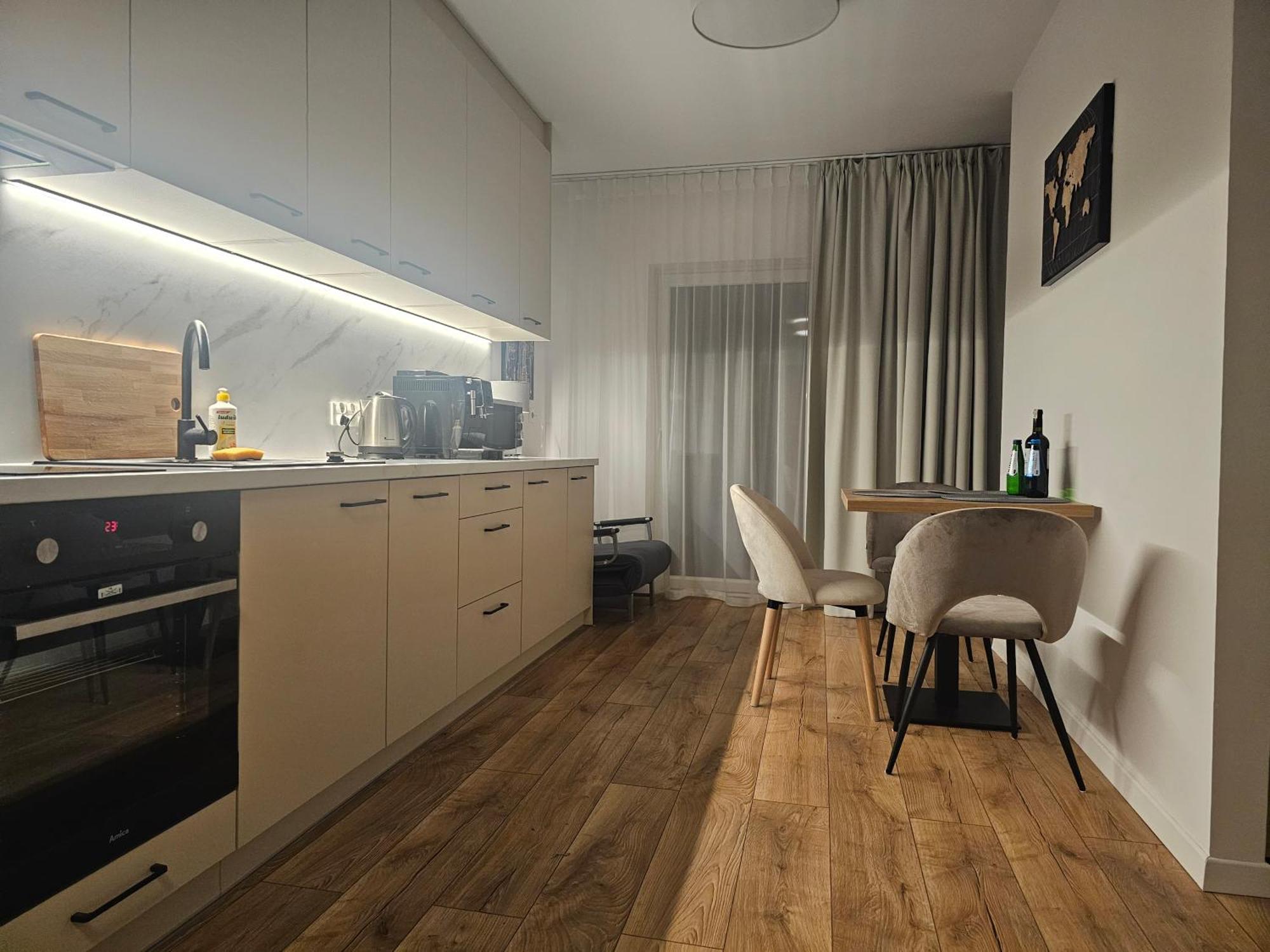 City Sense New Apartments - Main Station And City Center Breslavia Exterior foto