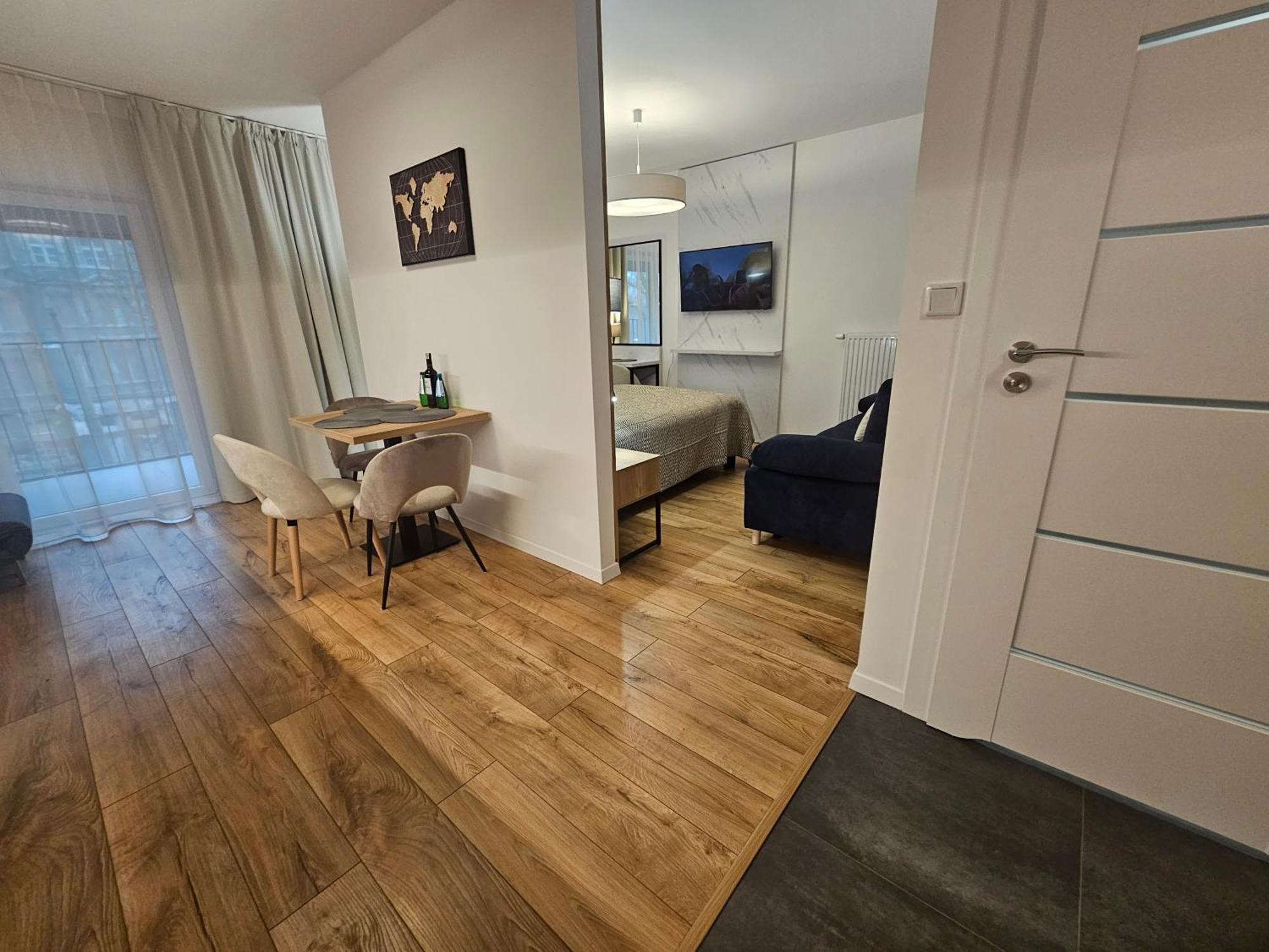 City Sense New Apartments - Main Station And City Center Breslavia Exterior foto