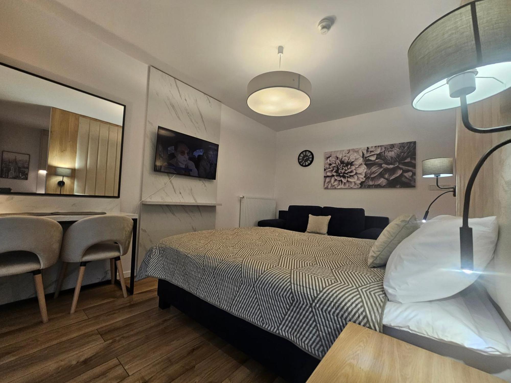 City Sense New Apartments - Main Station And City Center Breslavia Exterior foto